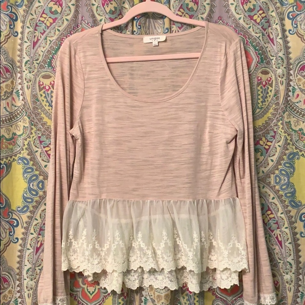 Umgee mauve colored blouse
